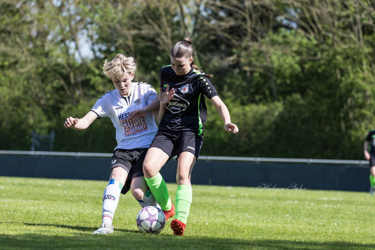 Bild 90 - wBJ SV Henstedt Ulzburg - FSG Oldendorf Itzehoe : Ergebnis: 6:3